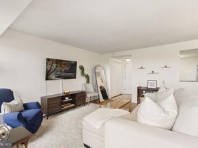 2001 Hamilton Street 1029, Philadelphia PA 19130