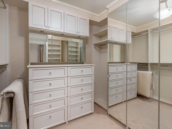 2911 45TH Street NW, Washington DC 20016