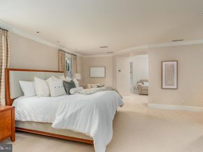 2911 45TH Street NW, Washington DC 20016