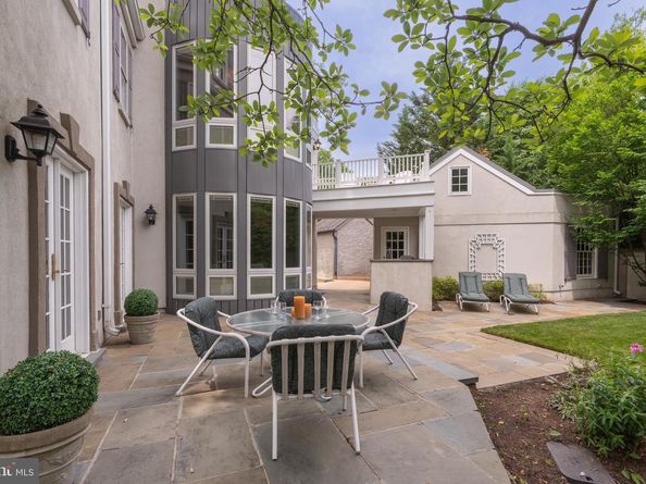 2911 45TH Street NW, Washington DC 20016