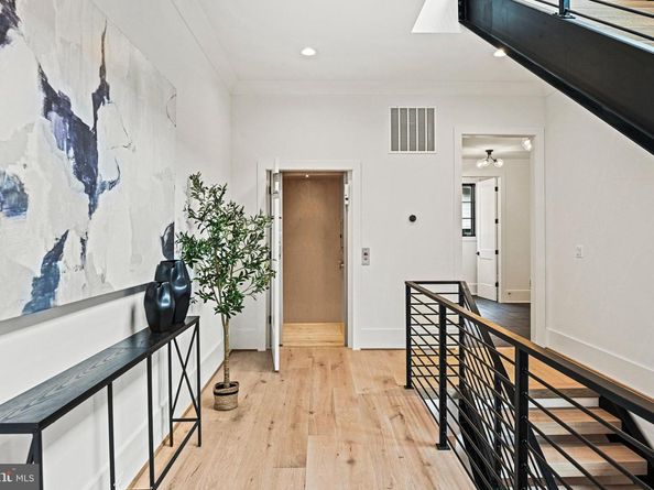 1109 Ingleside Avenue, Mclean VA 22101