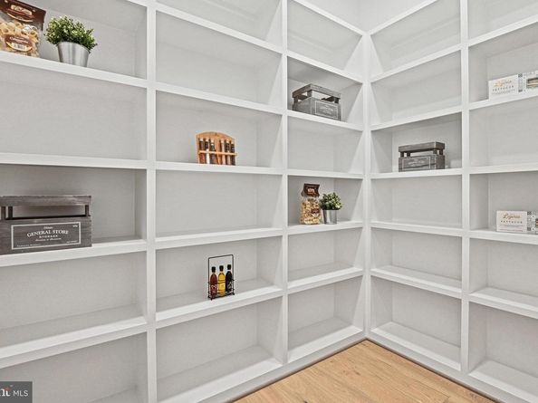 1109 Ingleside Avenue, Mclean VA 22101