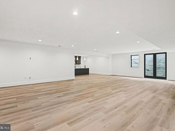 1109 Ingleside Avenue, Mclean VA 22101