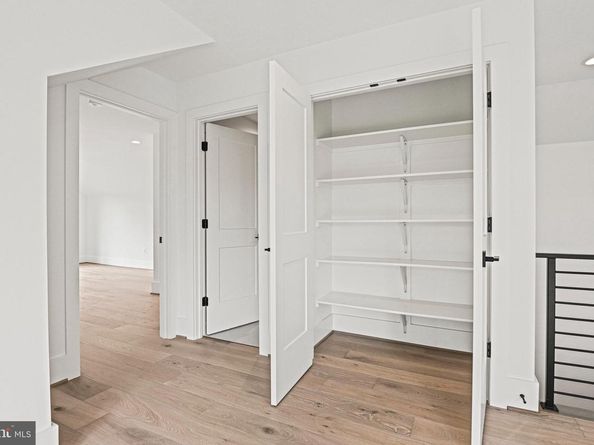 1109 Ingleside Avenue, Mclean VA 22101