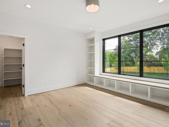 1109 Ingleside Avenue, Mclean VA 22101