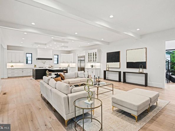 1109 Ingleside Avenue, Mclean VA 22101