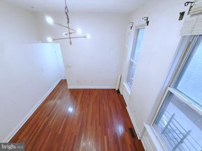 1828 Green Street 1R, Philadelphia PA 19130
