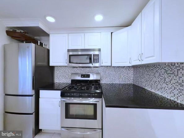 1828 Green Street 1R, Philadelphia PA 19130