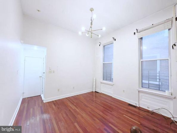 1828 Green Street 1R, Philadelphia PA 19130