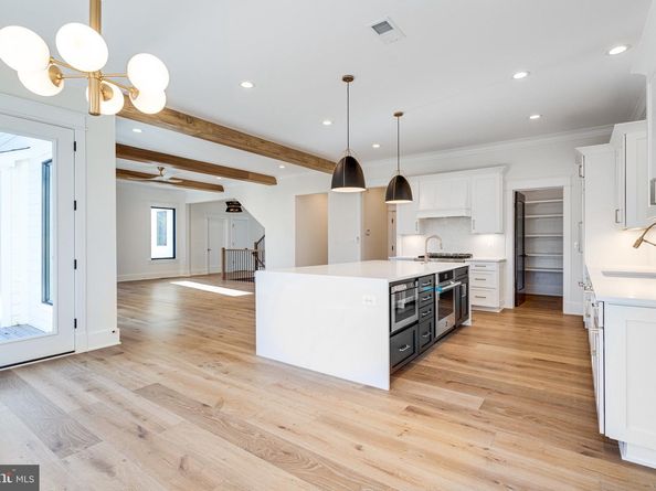 324 Tapawingo Road SE, Vienna VA 22180
