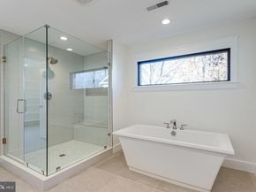 324 Tapawingo Road SE, Vienna VA 22180