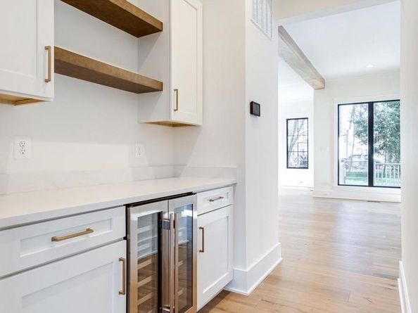 324 Tapawingo Road SE, Vienna VA 22180