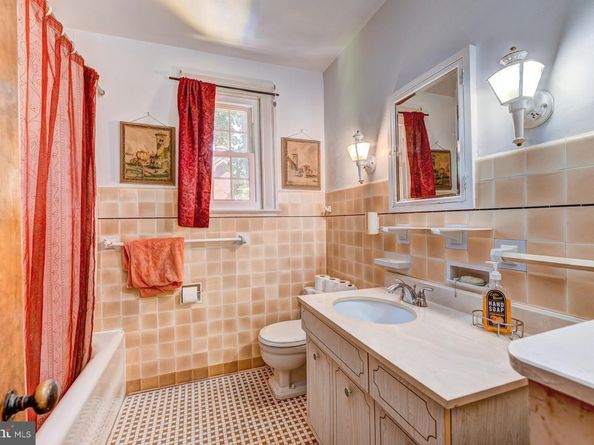 3 Ridge Avenue, Yardley PA 19067