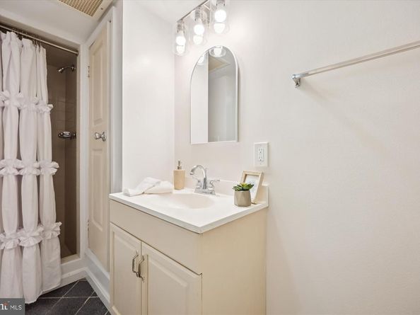 9813 Montauk Avenue, Bethesda MD 20817