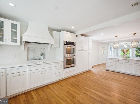 9813 Montauk Avenue, Bethesda MD 20817