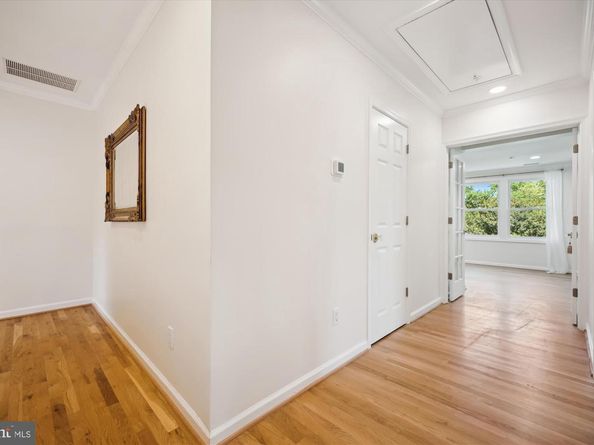 9813 Montauk Avenue, Bethesda MD 20817