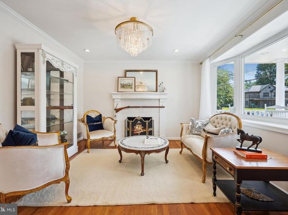 9813 Montauk Avenue, Bethesda MD 20817