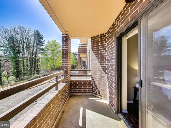 2111 Wisconsin Avenue NW 109, Washington DC 20007