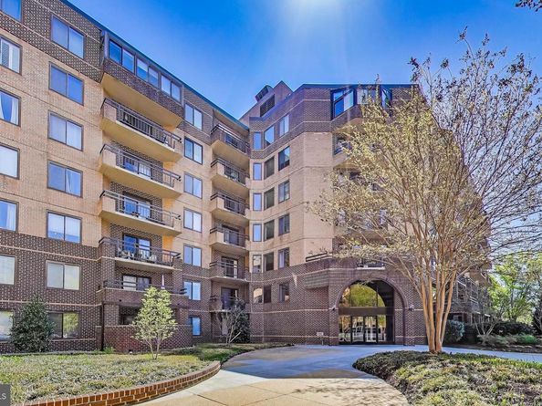 2111 Wisconsin Avenue NW 109, Washington DC 20007