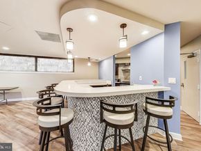2111 Wisconsin Avenue NW 109, Washington DC 20007