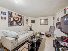 5338 W Columbia Avenue, Philadelphia PA 19131