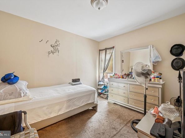 5338 W Columbia Avenue, Philadelphia PA 19131