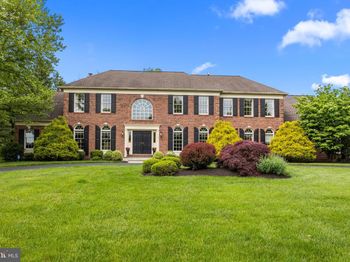 42 Woodside Lane