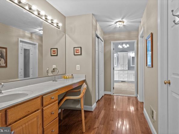 42 Woodside Lane, New Hope PA 18938