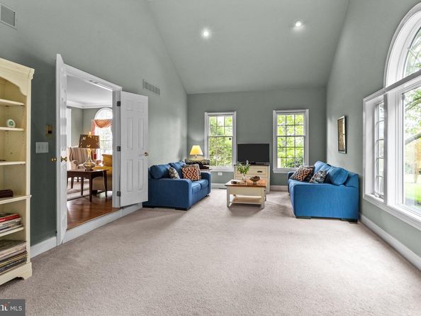 42 Woodside Lane, New Hope PA 18938