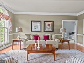 42 Woodside Lane, New Hope PA 18938