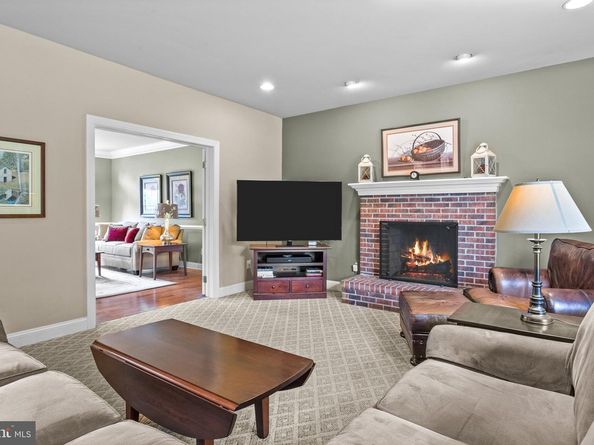 42 Woodside Lane, New Hope PA 18938