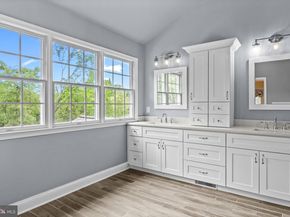 42 Woodside Lane, New Hope PA 18938