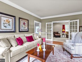 42 Woodside Lane, New Hope PA 18938