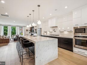 7585 Sawyer Farm Way 904, Mclean VA 22102