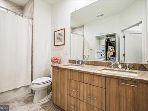 7585 Sawyer Farm Way 904, Mclean VA 22102