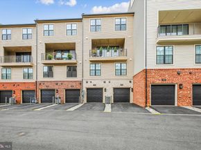 7585 Sawyer Farm Way 904, Mclean VA 22102
