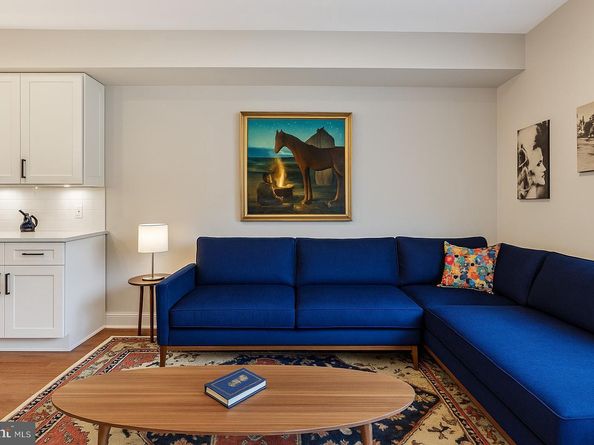 2221 M Street NE 302, Washington DC 20002