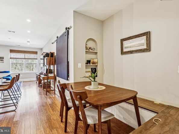 2221 M Street NE 302, Washington DC 20002