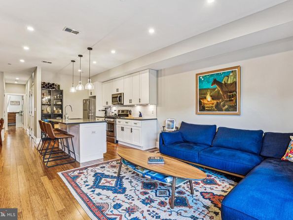 2221 M Street NE 302, Washington DC 20002