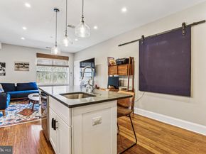 2221 M Street NE 302, Washington DC 20002