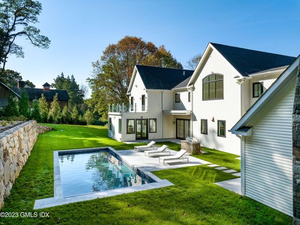 460 Middlesex Road, Darien CT 06820