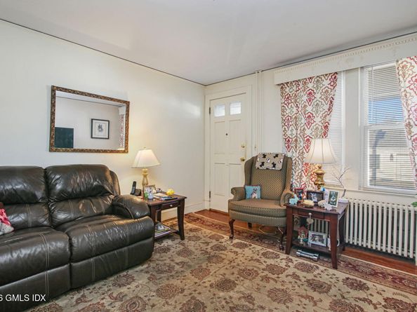 64 Le Grande Avenue, Greenwich CT 06830