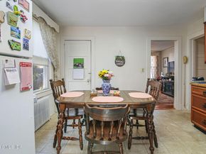 64 Le Grande Avenue, Greenwich CT 06830