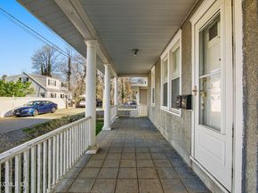 64 Le Grande Avenue, Greenwich CT 06830