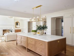 20 Sherwood Farm Lane, Greenwich CT 06831