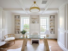 20 Sherwood Farm Lane, Greenwich CT 06831