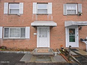 8 Barnstable Lane, Stamford CT 06907