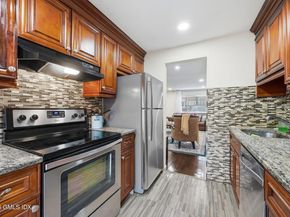 8 Barnstable Lane, Stamford CT 06907