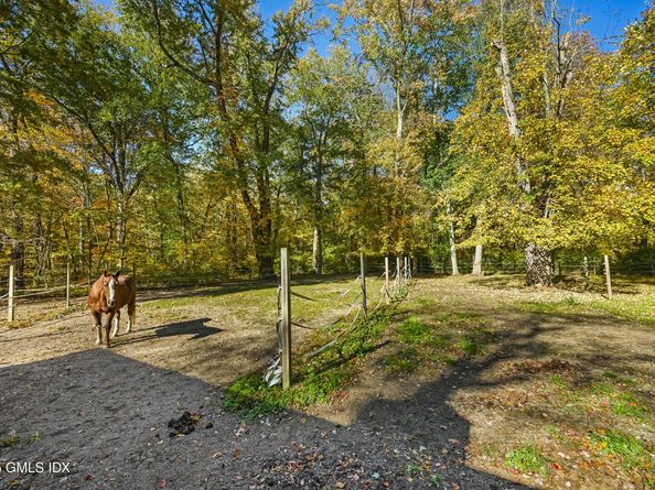 38 Bedford Road, Greenwich CT 06831