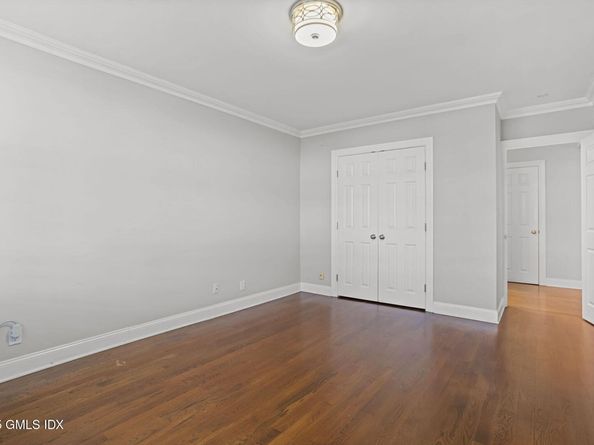 2 Putnam Hill 1F, Greenwich CT 06830